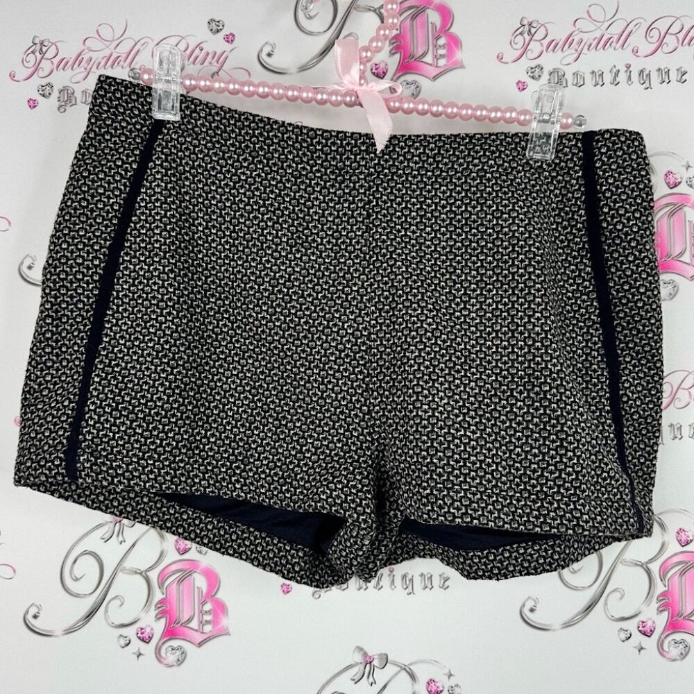 Costa Blanca Patterned High Waist Shorts